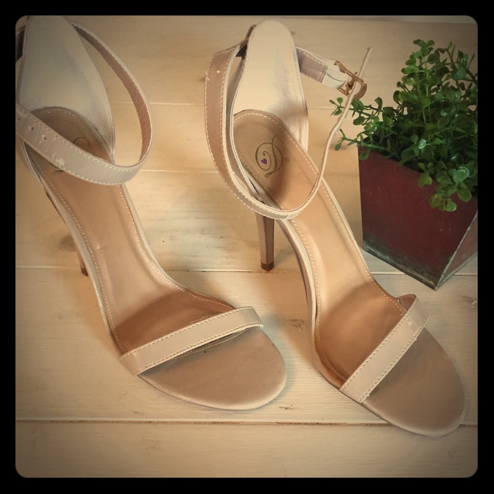 Nude heels open toe with ankle strap buckle size 8